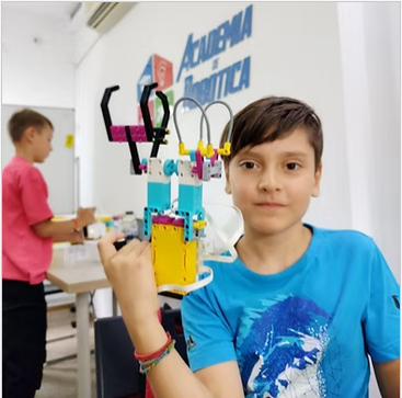 ROBOTICĂ ROBOINVENTORS 9-12 ani