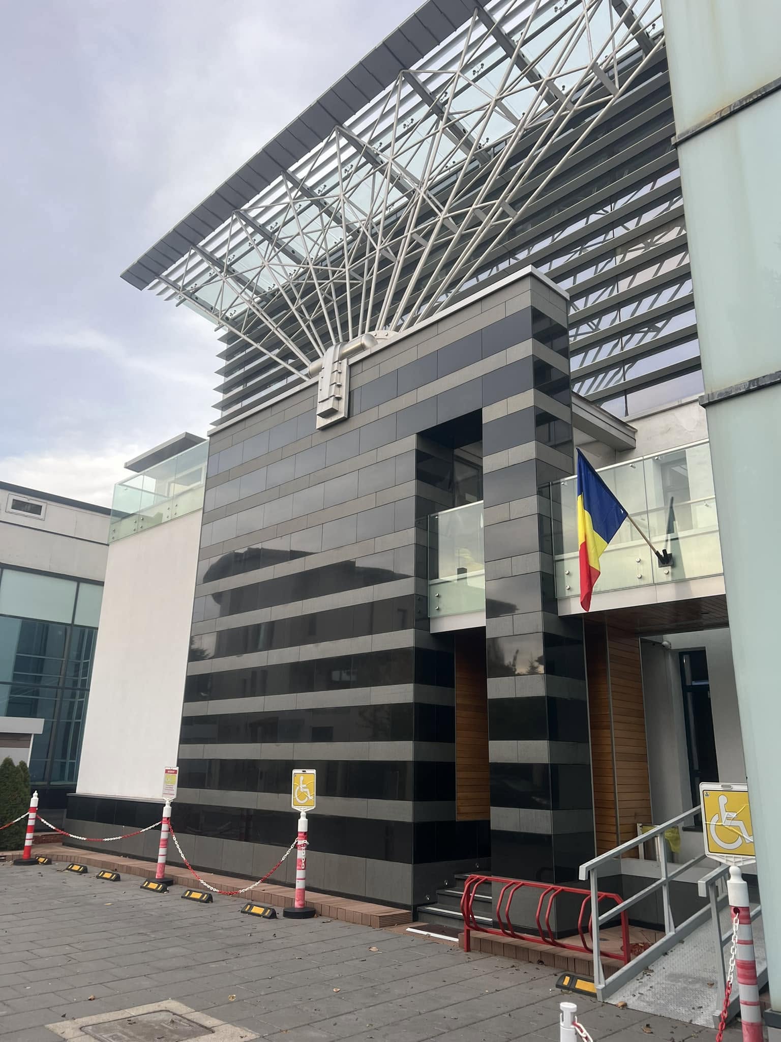 Splash Academy Pipera | Cursuri Înot Copii & Educație Acvatică 